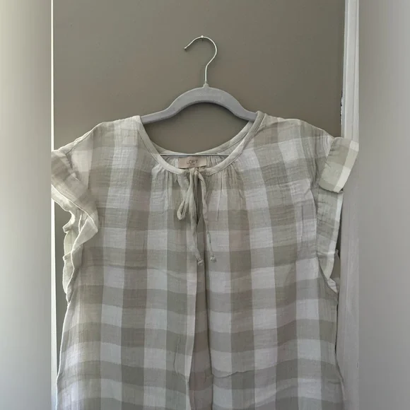 LOFT | Dresses | Loft Twist Cutout Mini Dress | Poshmark - Picture 2 of 6